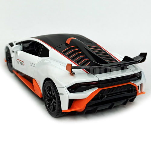 Lamborghini Huracan STO 2021 Модель 1:24 Белый