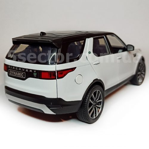 Land Rover Discovery R-DYNAMIC SE Модель 1:24 Белый