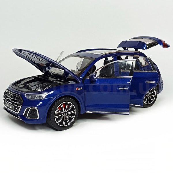 Audi Q5 S Line 45 TFSi Модель 1:24 Синий