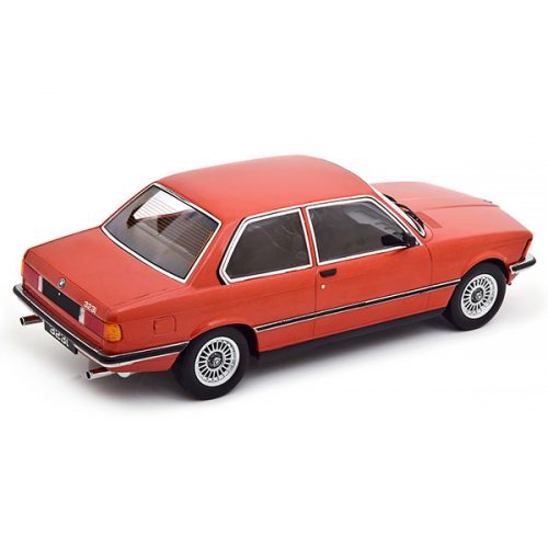 BMW 323i E21 1975 Модель 1:18 Красный