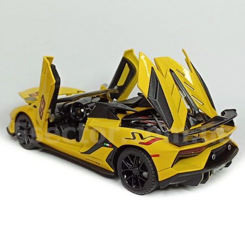 Lamborghini Aventador SVJ No.63 Модель 1:24 Желтый