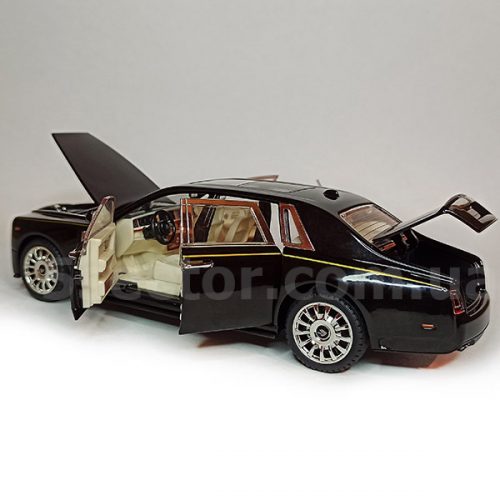 Rolls-Royce Phantom VIII Mansory Модель 1:24 Черный