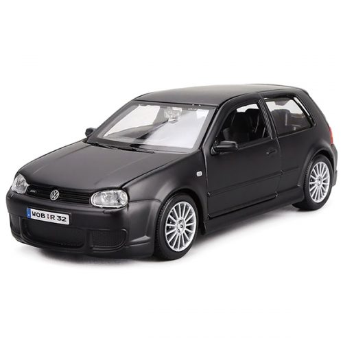 Volkswagen Golf IV R32 2006 Модель 1:24 Черный матовый