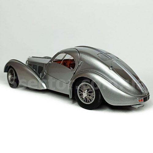 Bugatti Type 57SC Atlantic 1937 Модель 1:18 Серый