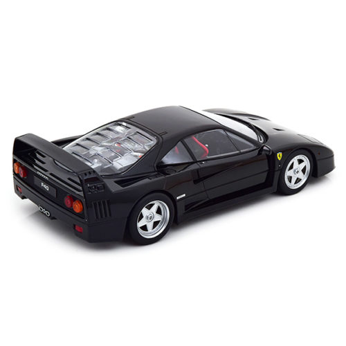 Ferrari F40 1987 Коллекционная модель 1:18 Черный
