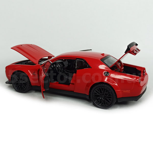 Dodge Challenger SRT Hellcat Модель 1:32 Красный