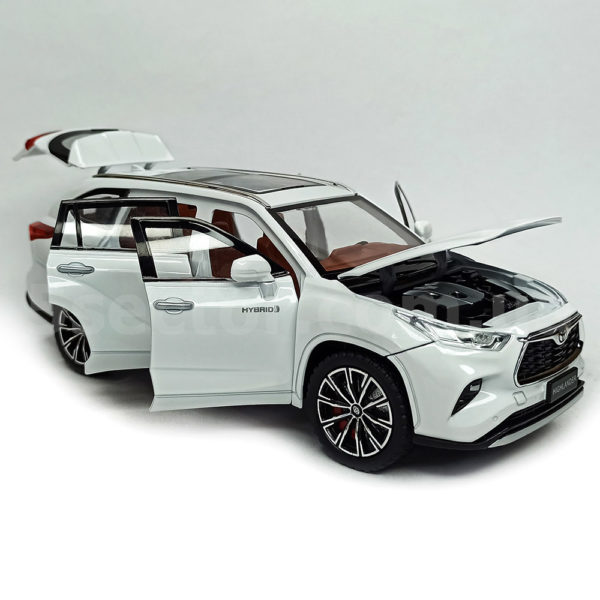 Toyota Highlander Hybrid Модель 1:24 Белый