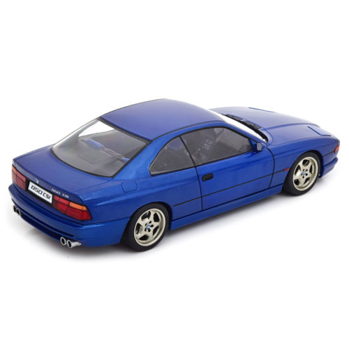 BMW 850 CSI E31 1990 Модель 1:18 Синий