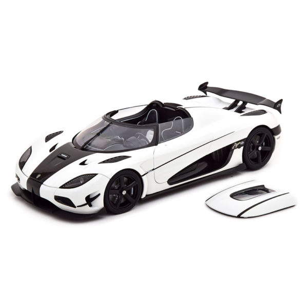 Koenigsegg Agera RS 2015 Модель 1:18 Белый