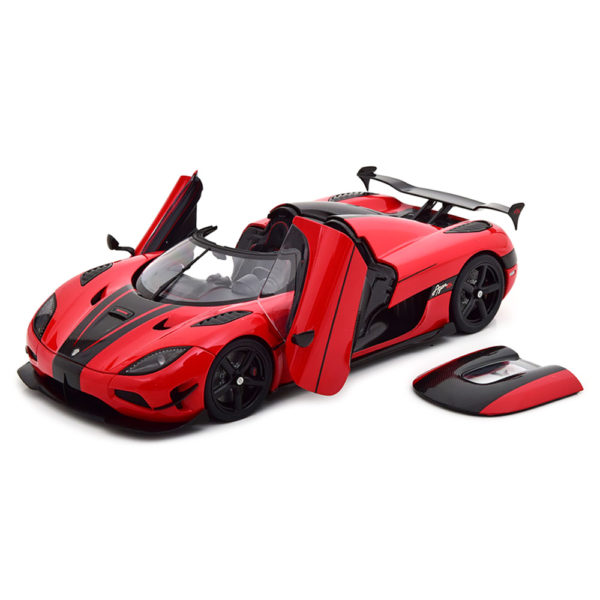 Koenigsegg Agera RS 2015 Модель 1:18 Красный