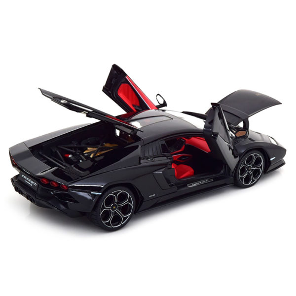 Lamborghini Countach LPI 800-4 2022 Модель 1:18 Черный