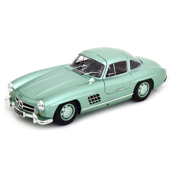 Mercedes-Benz 300 SL W198 1955 Модель 1:18 Зеленый