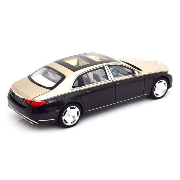 Mercedes-Maybach S 680 4Matic 2021 Модель 1:18