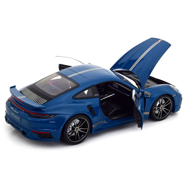 Porsche 911 (992) Turbo S 2021 Модель 1:18 Синий