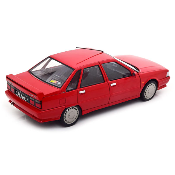 Renault 21 Turbo MK1 1988 Модель 1:18 Красный