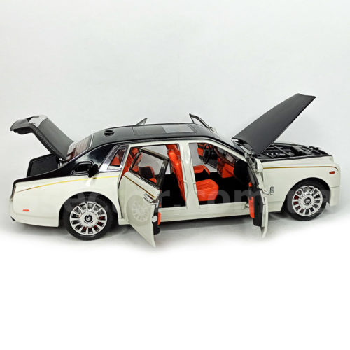 Rolls-Royce Phantom VIII Модель 1:18 Черно-белый