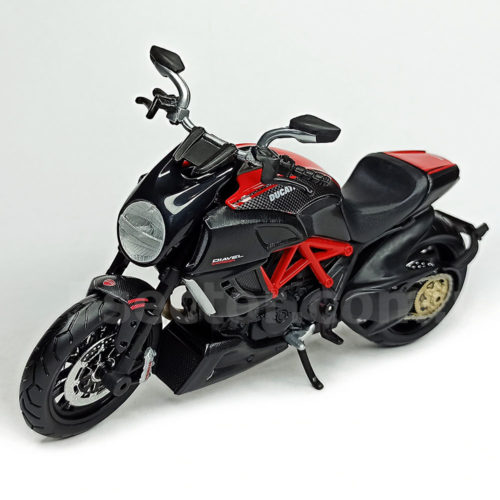 Ducati Diavel Carbon Масштабная модель 1:12