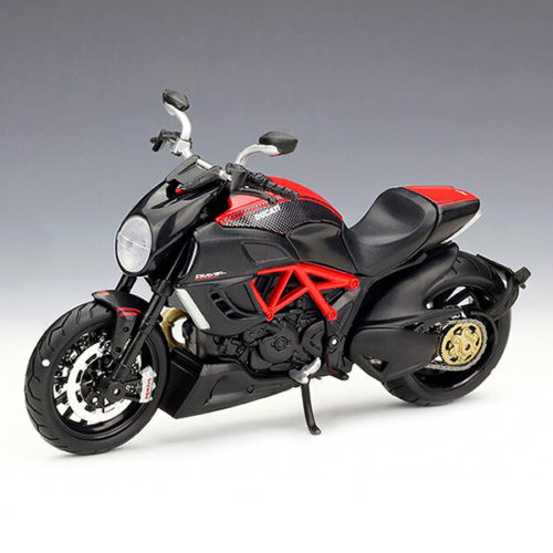 Ducati Diavel Carbon Масштабная модель 1:12