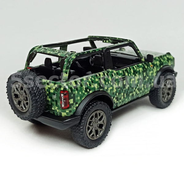 Ford Bronco Open Top 2022 Camo Edition Модель 1:36