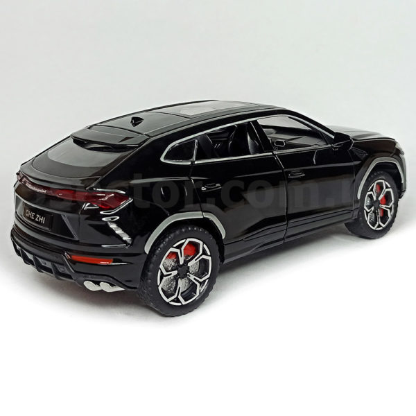 Lamborghini Urus SUV Модель 1:24 Черный