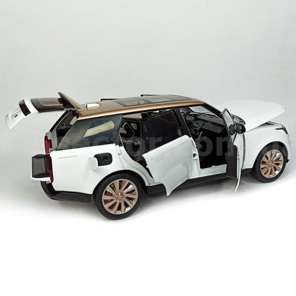 Land Rover Range Rover SV Модель 1:18 Белый