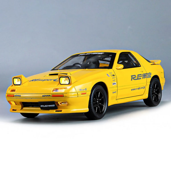 Mazda RX-7 Масштабная модель 1:24 Желтый