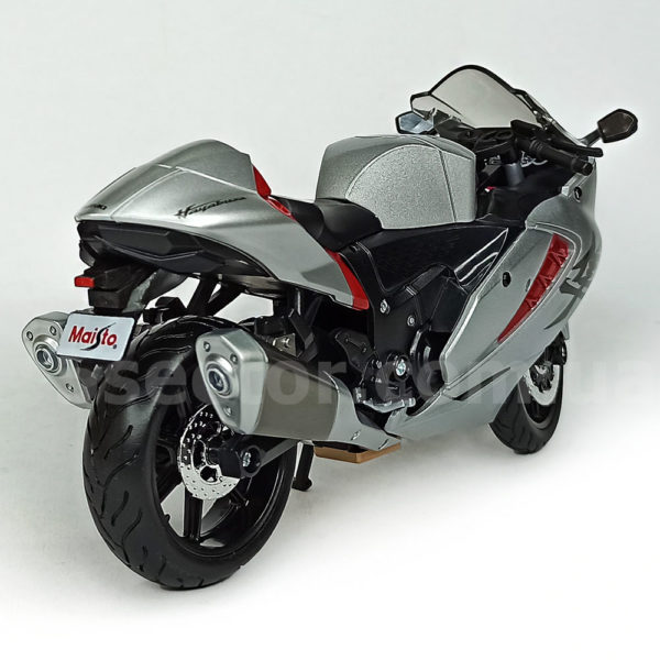 Suzuki Hayabusa 2021 Масштабная модель 1:12