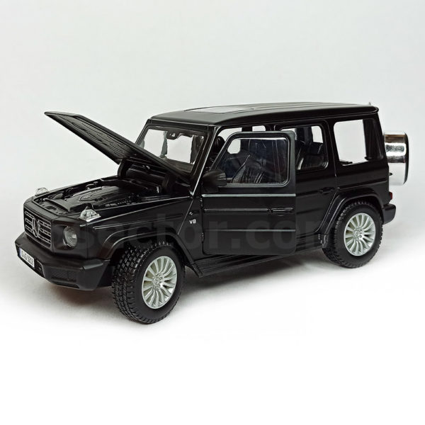 Mercedes-Benz G 500 Модель 1:24 Черный матовый