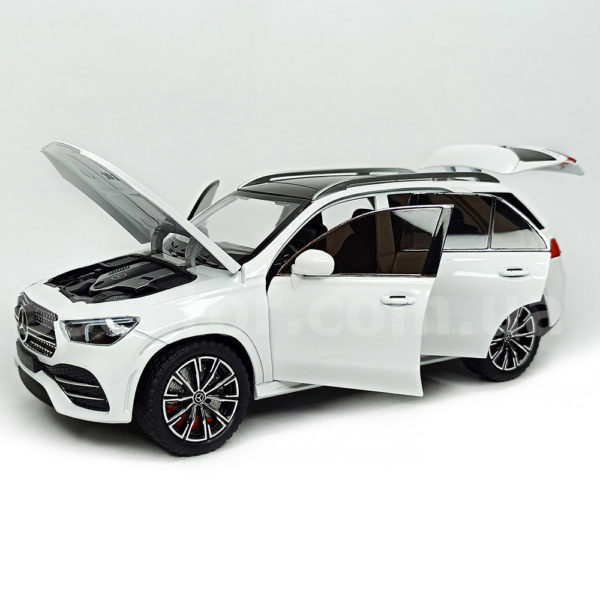 Mercedes-Benz GLE 350 4MATIC Модель 1:24 Белый