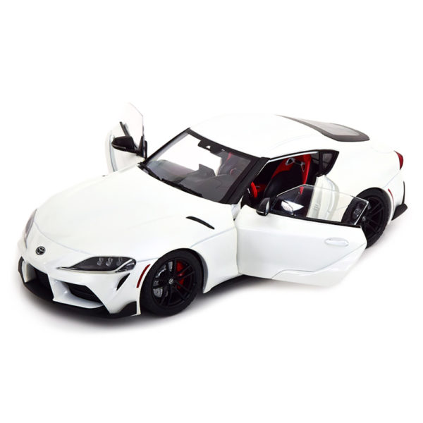 Toyota GR Supra 2023 Модель 1:18 Белый