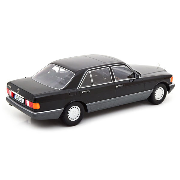 Mercedes-Benz 560 SEL W126 1985 Модель 1:18 Черный