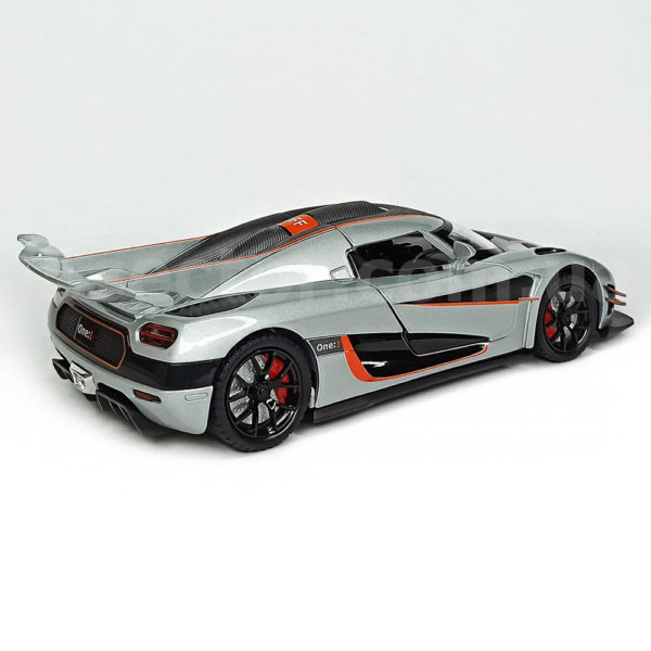 Koenigsegg One:1 Масштабная модель 1:24 Серый