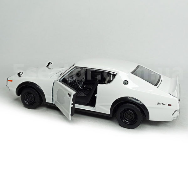 Nissan Skyline 2000GT-R KPGC110 1973 Модель 1:24 Белый