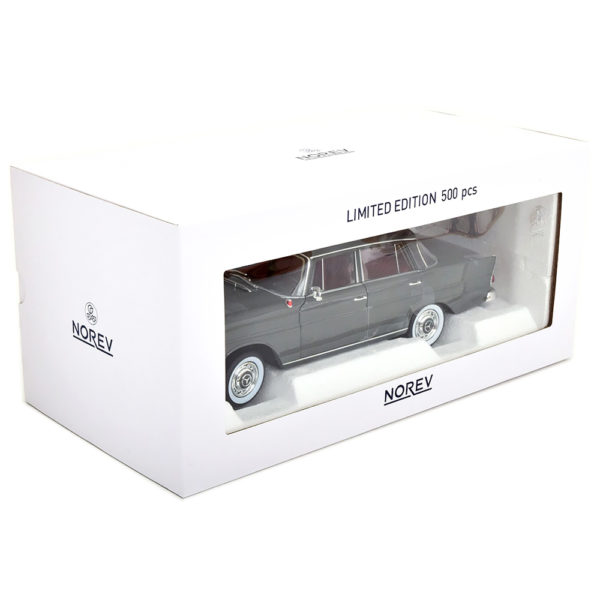 Mercedes-Benz 190D W110 1964 Модель 1:18 Серый