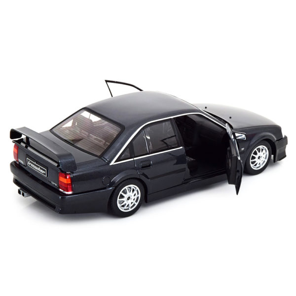 Opel Omega Evo 500 1990 Модель 1:18 Темно-серый