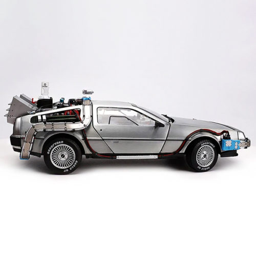 1989 DeLorean DMC-12 Назад в будущее 2 Модель 1:18