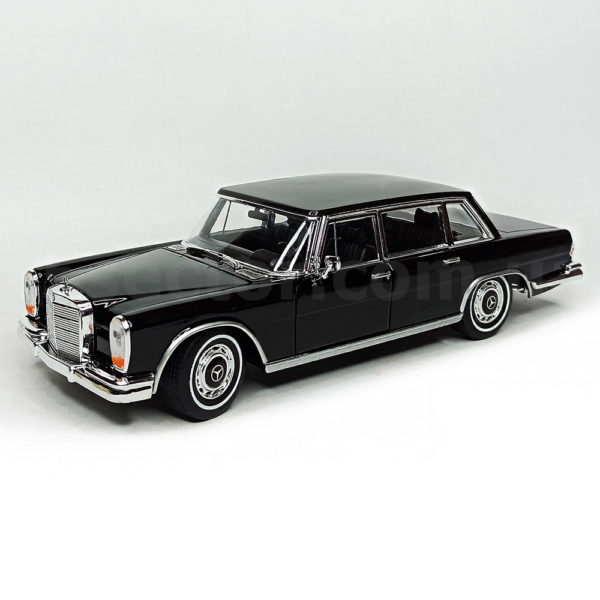 Mercedes-Benz 600 W100 1963 Модель 1:24 Черный