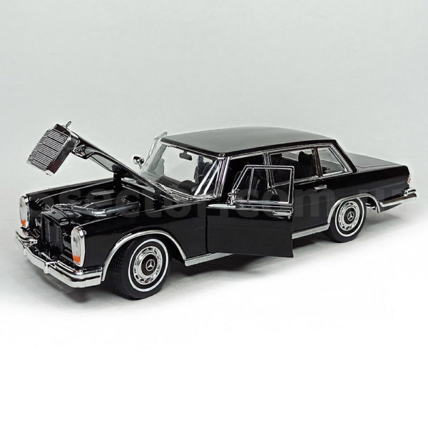 Mercedes-Benz 600 W100 1963 Модель 1:24 Черный