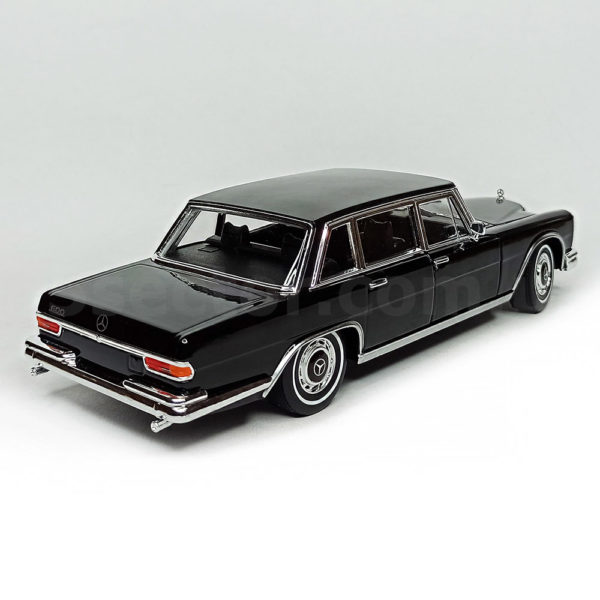 Mercedes-Benz 600 W100 1963 Модель 1:24 Черный