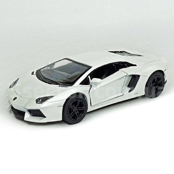 Lamborghini Aventador LP 700-4 Модель 1:36 Белый