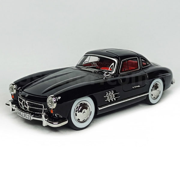 Mercedes-Benz 300 SL Coupe W198 Модель 1:24 Черный