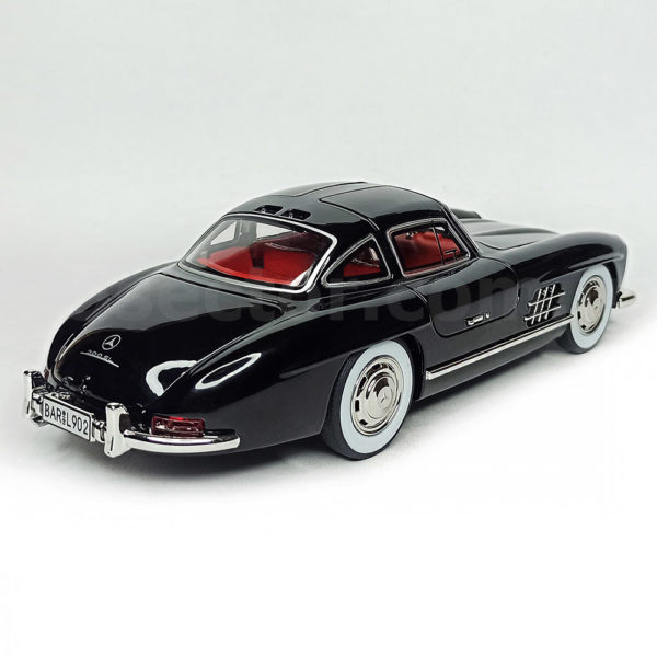 Mercedes-Benz 300 SL Coupe W198 Модель 1:24 Черный