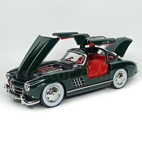 Mercedes-Benz 300 SL Coupe W198 Модель 1:24 Зеленый