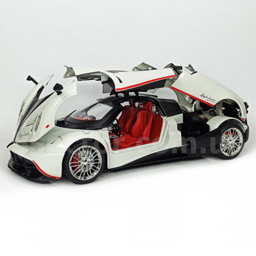 Pagani Huayra Масштабная модель 1:18 Белый