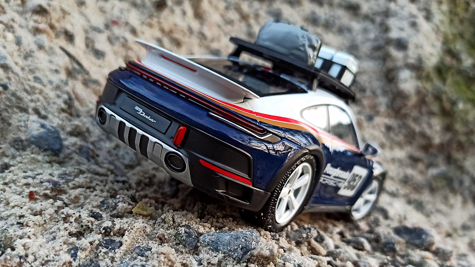 Porsche 911 No.953 Rallye Dakar 2023 Модель 1:24