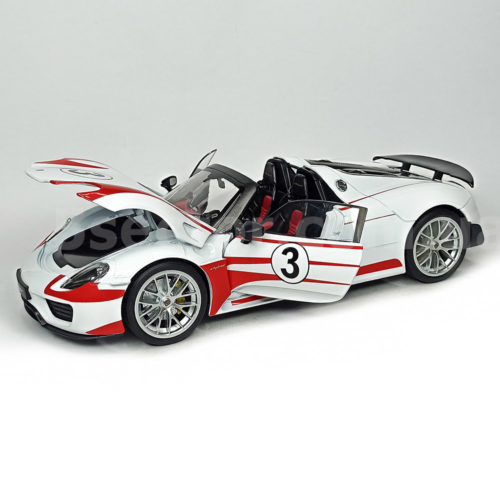 Porsche 918 Spyder Weissach No.3 Модель 1:18