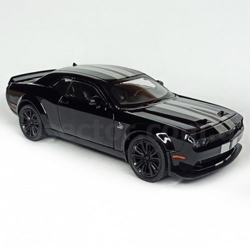 Dodge Challenger SRT Hellcat Модель 1:24 Черный