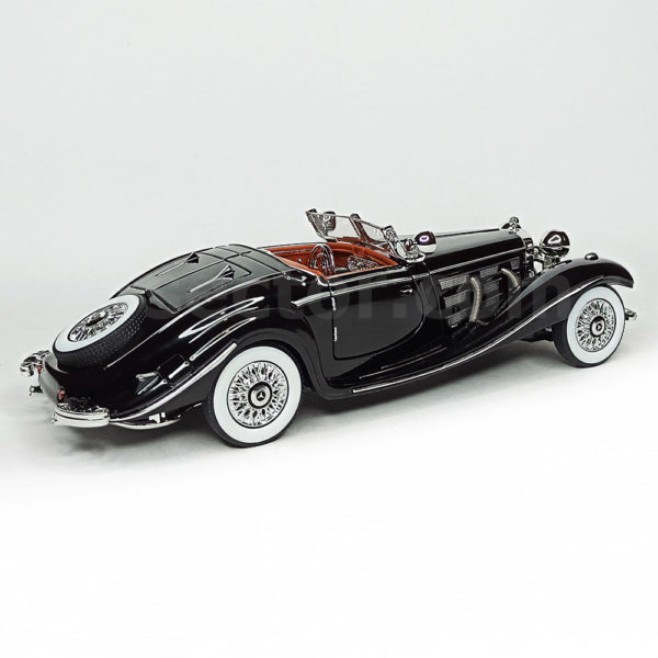 Mercedes-Benz 500K Масштабная модель 1:24 Черный