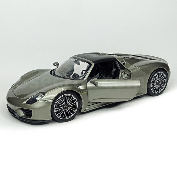 Porsche 918 Spyder Модель 1:18 Серый