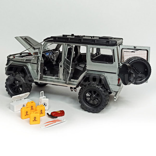 Mercedes-Benz Brabus 550 Adventure 4×4 Модель 1:24 Серый